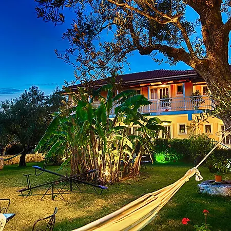 Hotel Artemis Amoudi